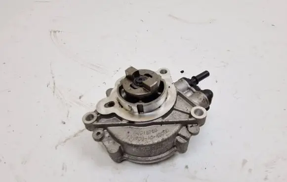 Citroen DS3 Vacuum pump 9827166480