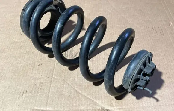 Dodge Durango III Rear coil spring 05168291AB 80556Q
