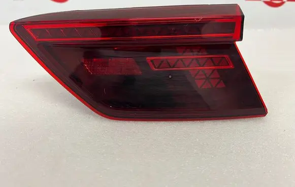 Volkswagen Tiguan Tailgate rear/tail lights 5NA945308D 2SA01252202 00687663