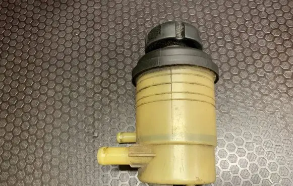Hyundai Santa Fe Power steering fluid tank/reservoir