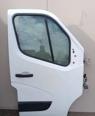 Renault Master III Front door