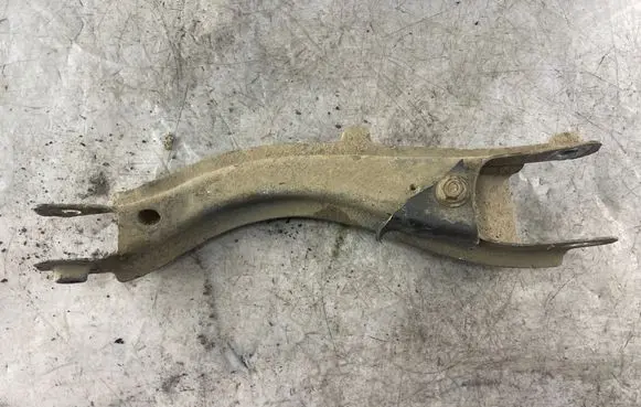 Volvo V70 Rear control arm