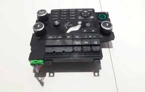Volvo XC60 Climate control unit 30782904 M310510-0029