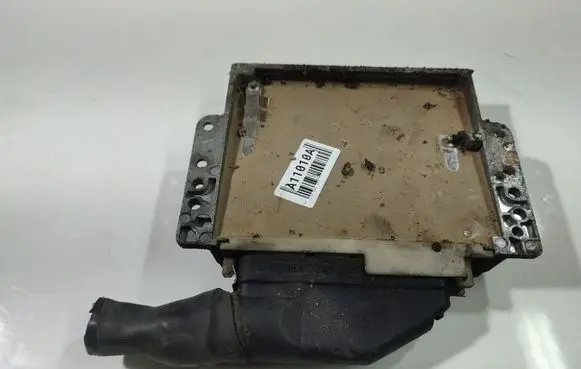 Renault Scenic I Engine control unit/module H0M7700870794