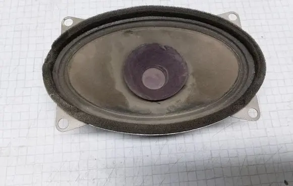 Seat Cordoba (6K) Subwoofer speaker 6K0035411