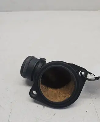 Volkswagen Golf III Engine coolant pipe/hose 037121121A
