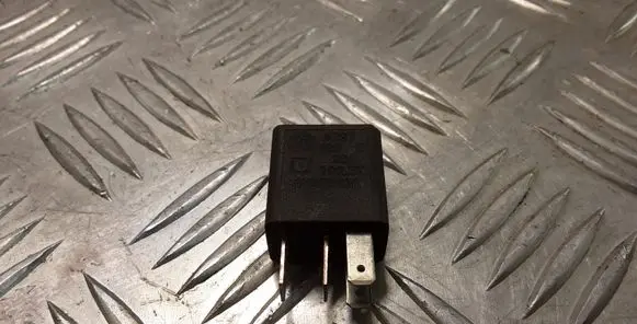Alfa Romeo 147 Other relay 46520421