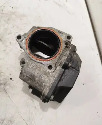 Volkswagen Touran I Throttle valve 03G128063A