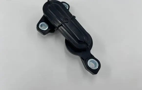 Toyota RAV 4 (XA50) Voltage converter inverter 
