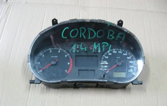 Seat Ibiza II (6k) Speedometer (instrument cluster) 6K0520801C