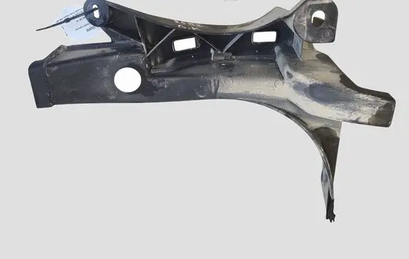 Peugeot 3008 I Rear bumper mounting bracket 9685552577
