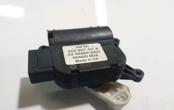 Volkswagen PASSAT CC Air flap motor/actuator 3C0907511B