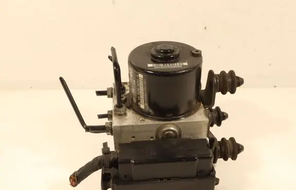 Volkswagen Golf Plus ABS Pump 1K0614517AF