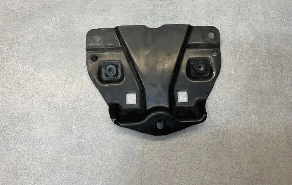 Skoda Superb B8 (3V) Radiator support slam panel bracket 3V0805489B