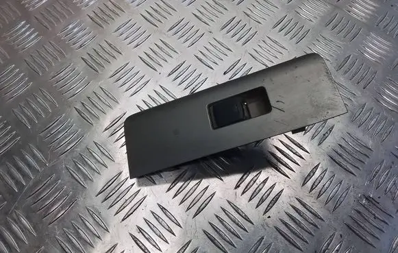Nissan Navara D40 Electric window control switch