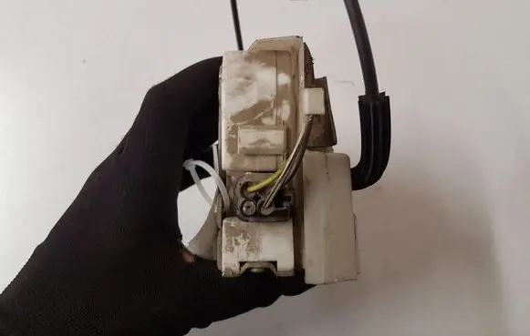 Ford Fiesta Rear door lock