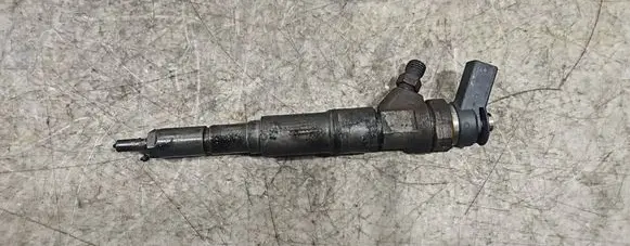 Peugeot Partner Fuel injector 0445110131