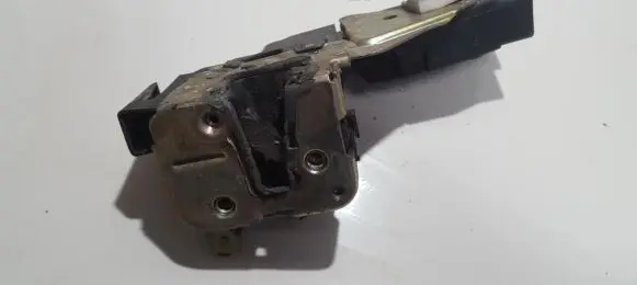 Mitsubishi Carisma Front door lock