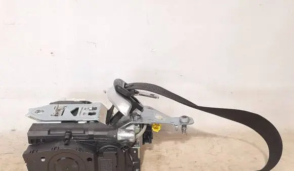 Mercedes-Benz SL R231 Front seatbelt A2318601685