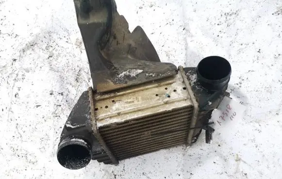 Skoda Octavia Mk1 (1U) Intercooler radiator 1j0145803f
