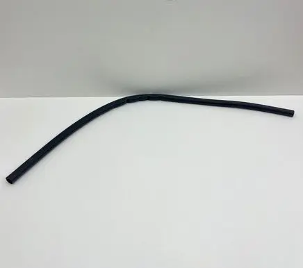 BMW 2 F45 Rubber seal front door (on door) 7298833