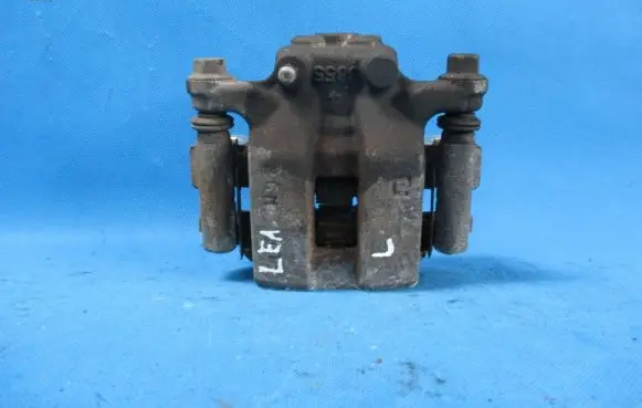 Nissan Qashqai Brake caliper pad carrier rear 