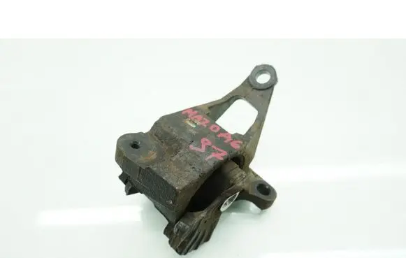 Mazda 6 Gearbox mounting bracket