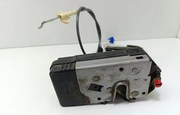 Opel Zafira A Rear door lock 24414135DT