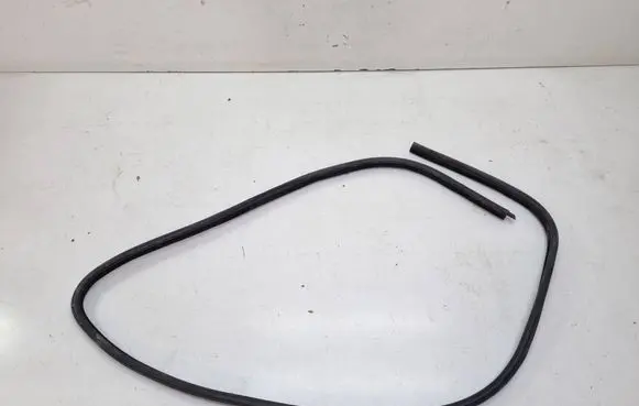 BMW 3 E90 E91 Front door rubber seal 7060287