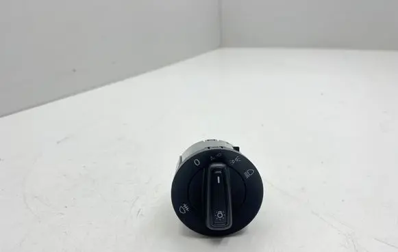 Light switch
