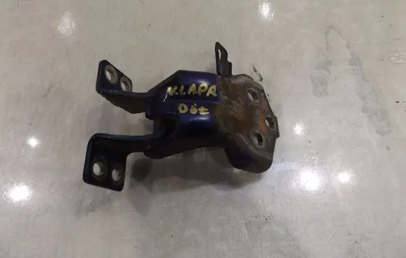 Suzuki Grand Vitara I Tailgate/trunk/boot hinge