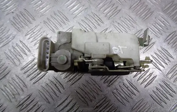 Fiat Punto (188) Rear door lock