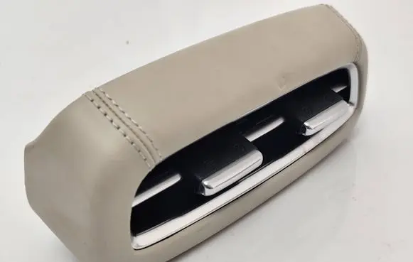 Genesis GV80 Rear air vent grill