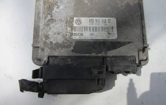 Seat Cordoba (6L) Engine control unit/module 0281001916