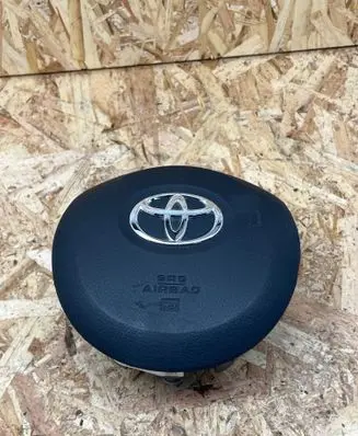 Steering wheel airbag
