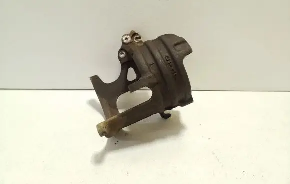 Honda CR-V Driveshaft support bearing bracket 
