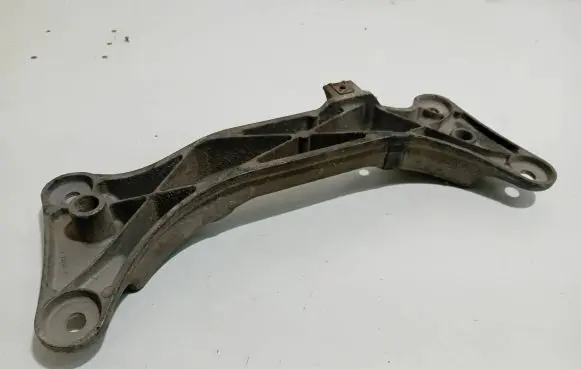 BMW 3 E90 E91 Gearbox mounting bracket 22316778059