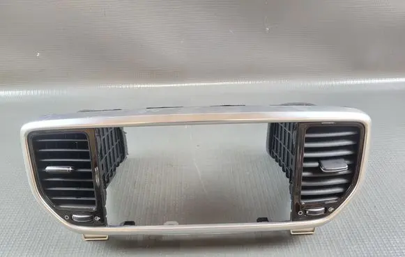 KIA Sportage Dash center air vent grill 84740F1AB0 97420F1AA0 97410F1AA0