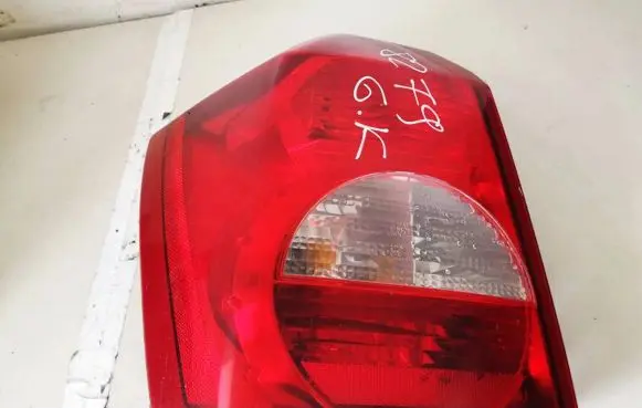 Dodge Caliber Rear/tail lights 05303753ae 05303881ae