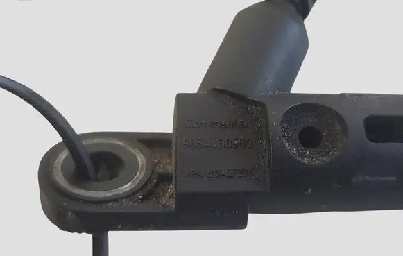 Volvo V40 Camshaft position sensor 964430980