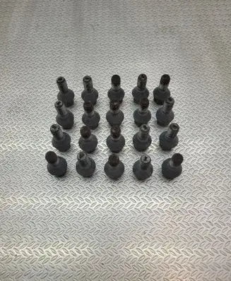 Dacia Duster Nuts/bolts 