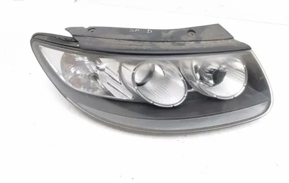 Hyundai Santa Fe Headlight/headlamp