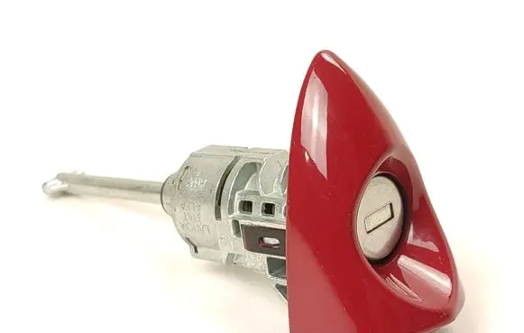 Alfa Romeo Stelvio Front door lock (next to the handle) A602
