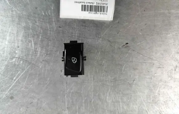 Volvo XC90 Central locking switch button 31412152