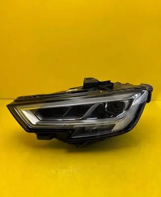 Audi A3 S3 8V Headlight/headlamp 8V0941033C