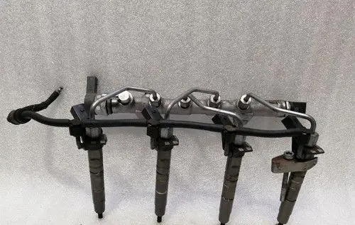 Mercedes-Benz C W205 Fuel injectors set A6510702987