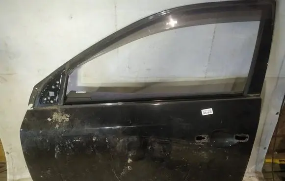 Nissan Murano Z50 Front door juodos