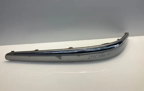 Mercedes-Benz E W211 Front bumper splitter molding A2118850512 2118850512