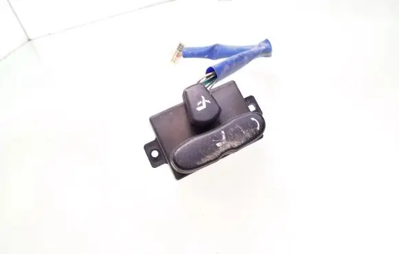SsangYong Korando Seat control switch 8580134000 8580134000LBA