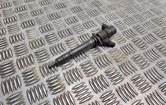 Volvo S60 Fuel injector 0445110078 8658353